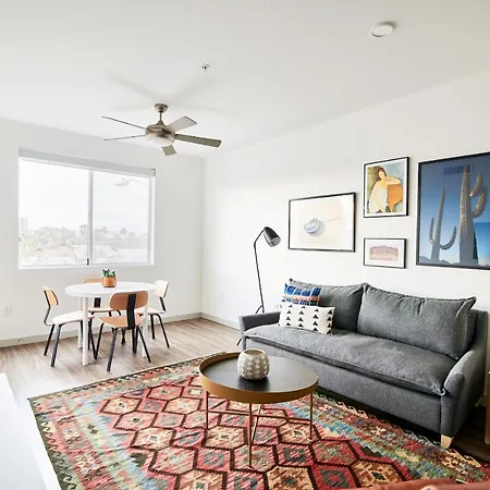Sonder At Central Corridor